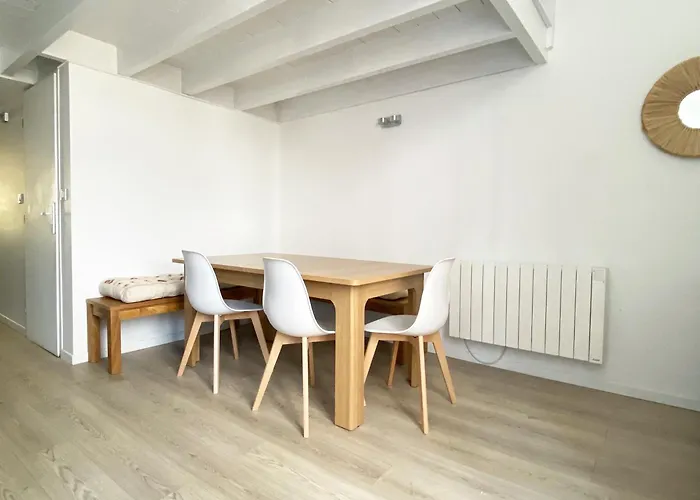 アパート Large Duplex 2br In Center Of 2 Min Walking And Free Parking *